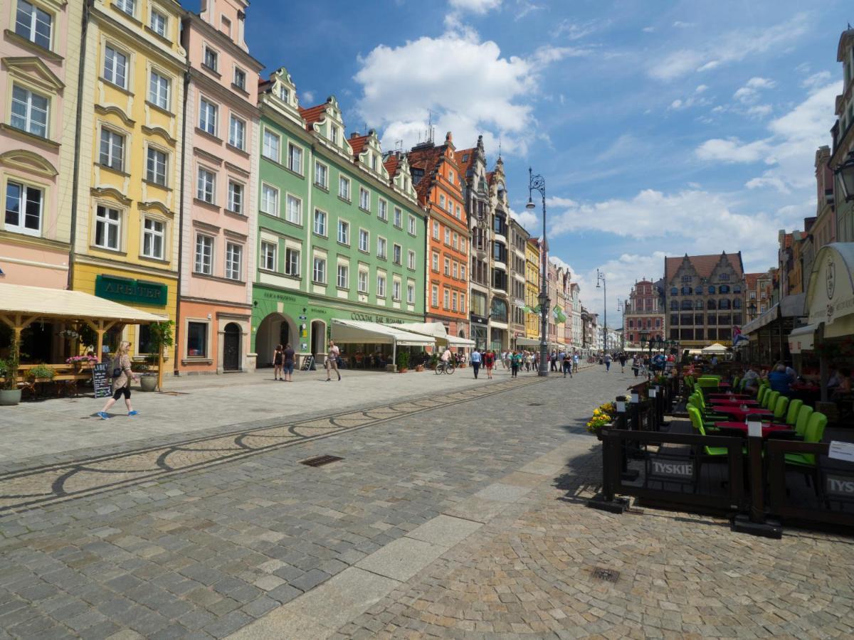 Majestic Residence -150M2 With Iconic Market Square View As Home Apartamenty R506 Wrocław Eksteriør billede